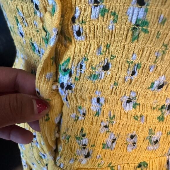 ASOS DESIGN waist button front tiered mini yellow floral print dress - Picture 5 of 9